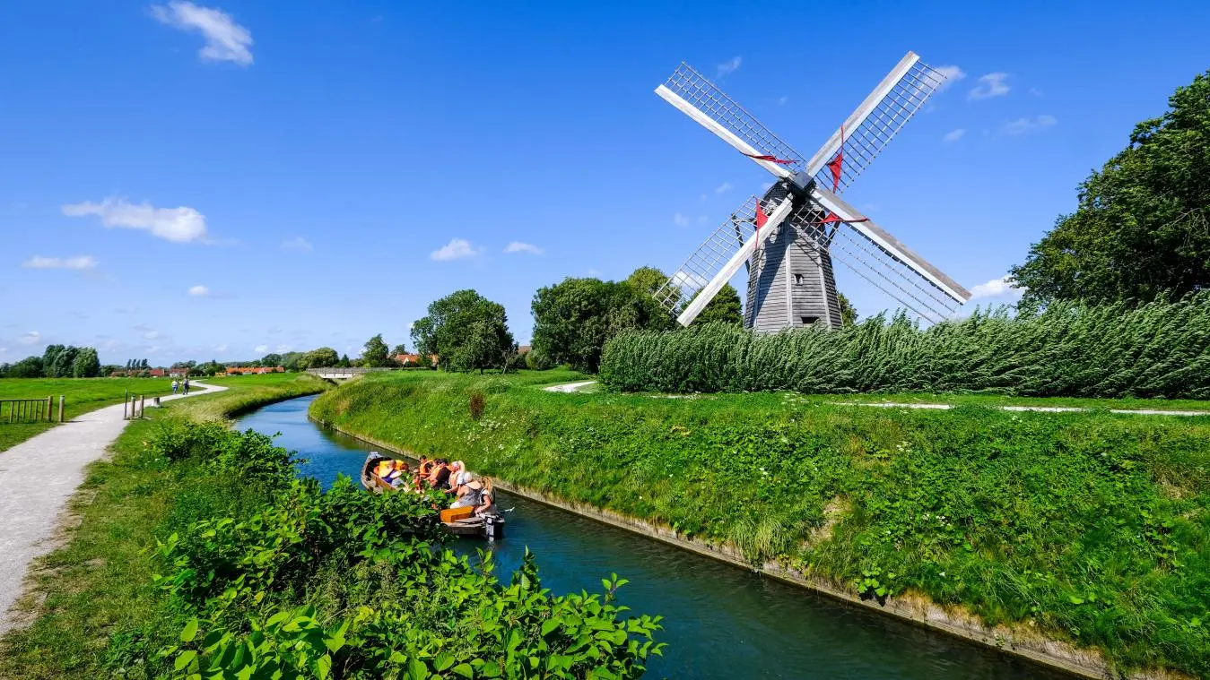 Parc de la Maison du Marais et son moulin de l'Aile