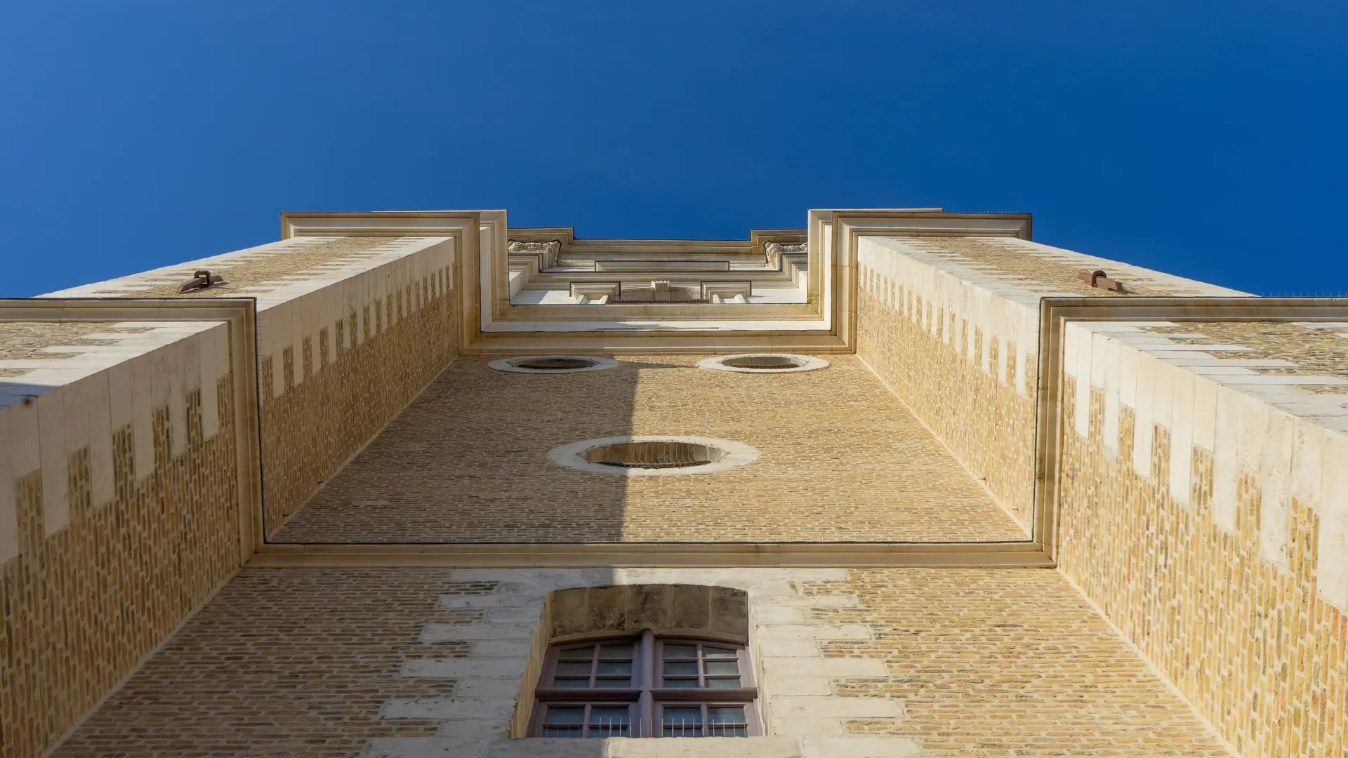 Beffroi Patrimoine Monument AIRE-SUR-LA-LYS