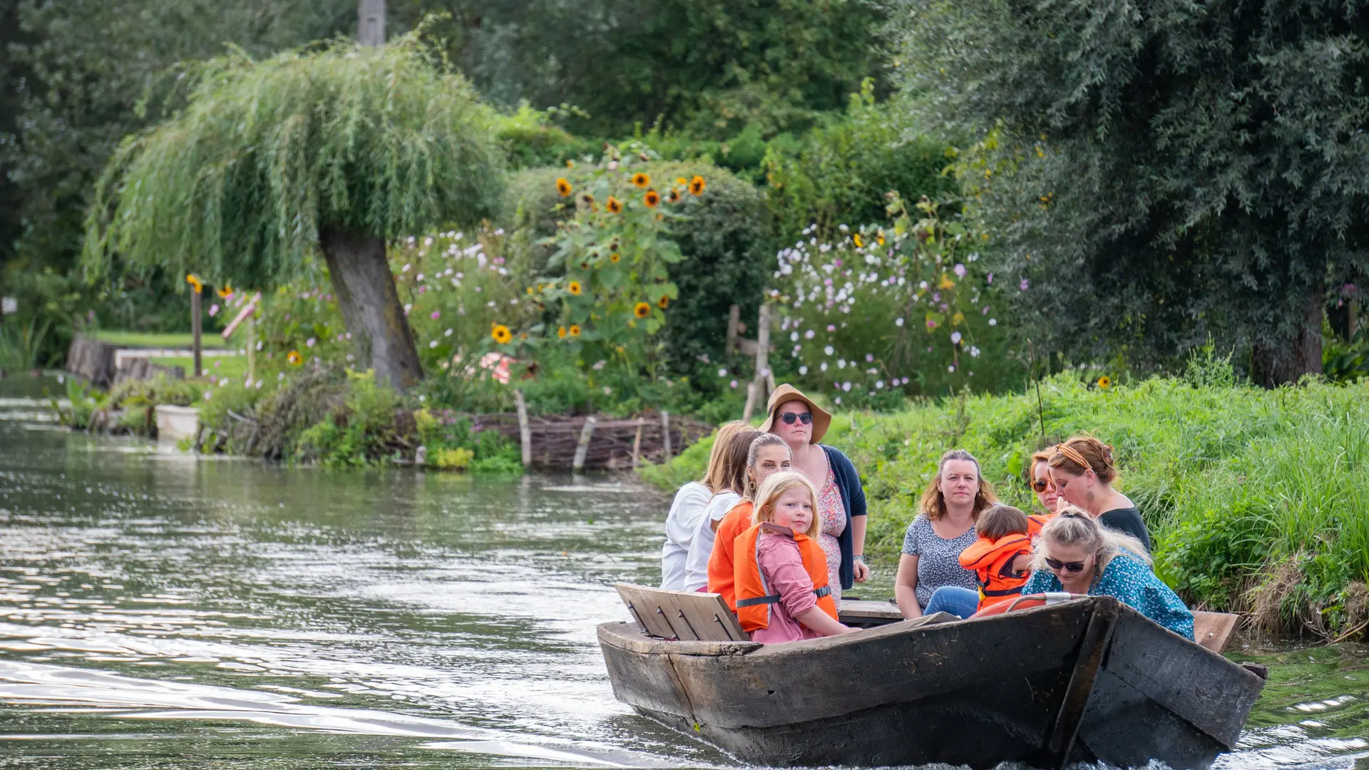 ÔMARAIS Visite traditionnelle en bacôve