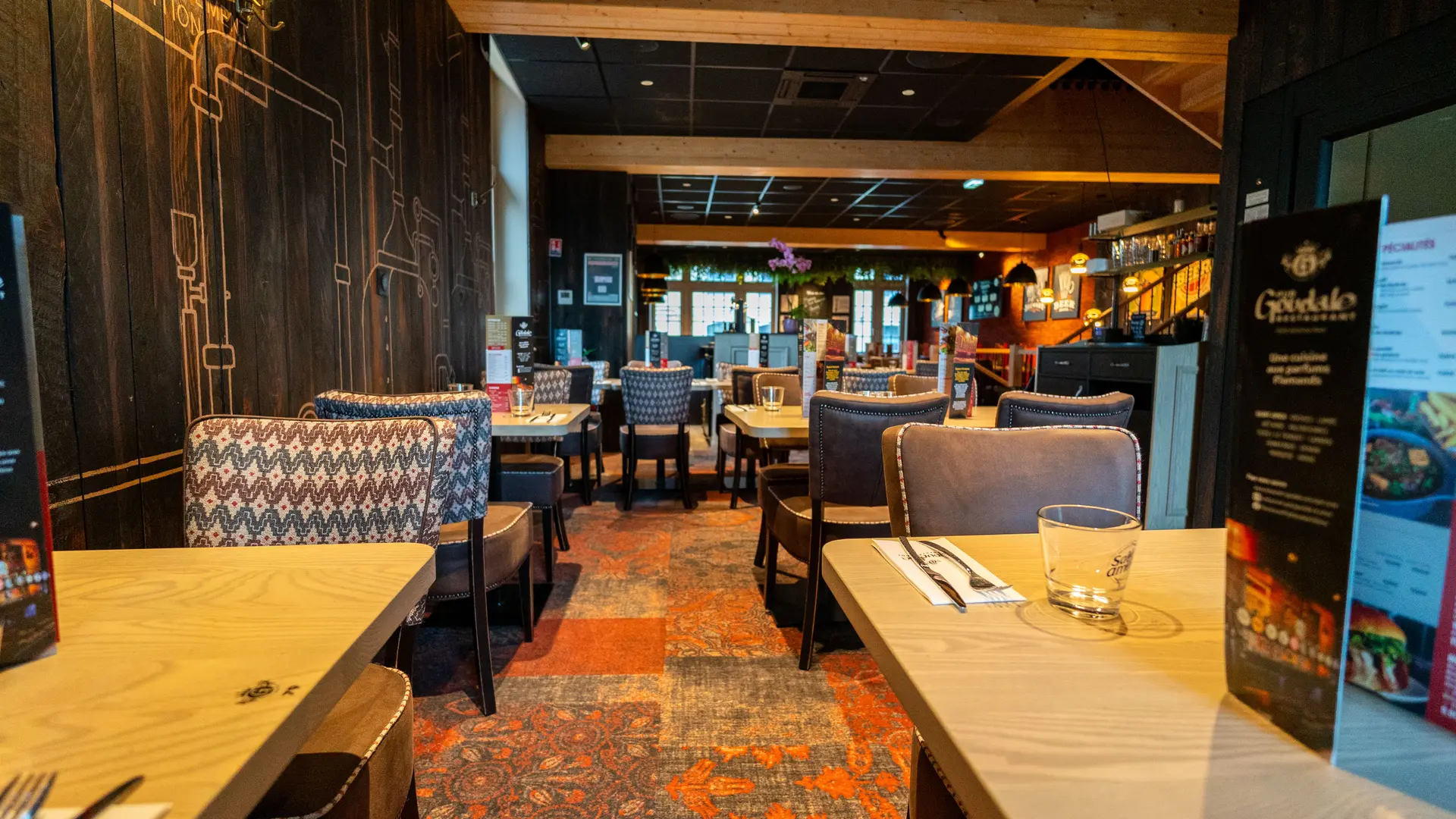 Intérieur du Pub Goudale à Saint-Omer