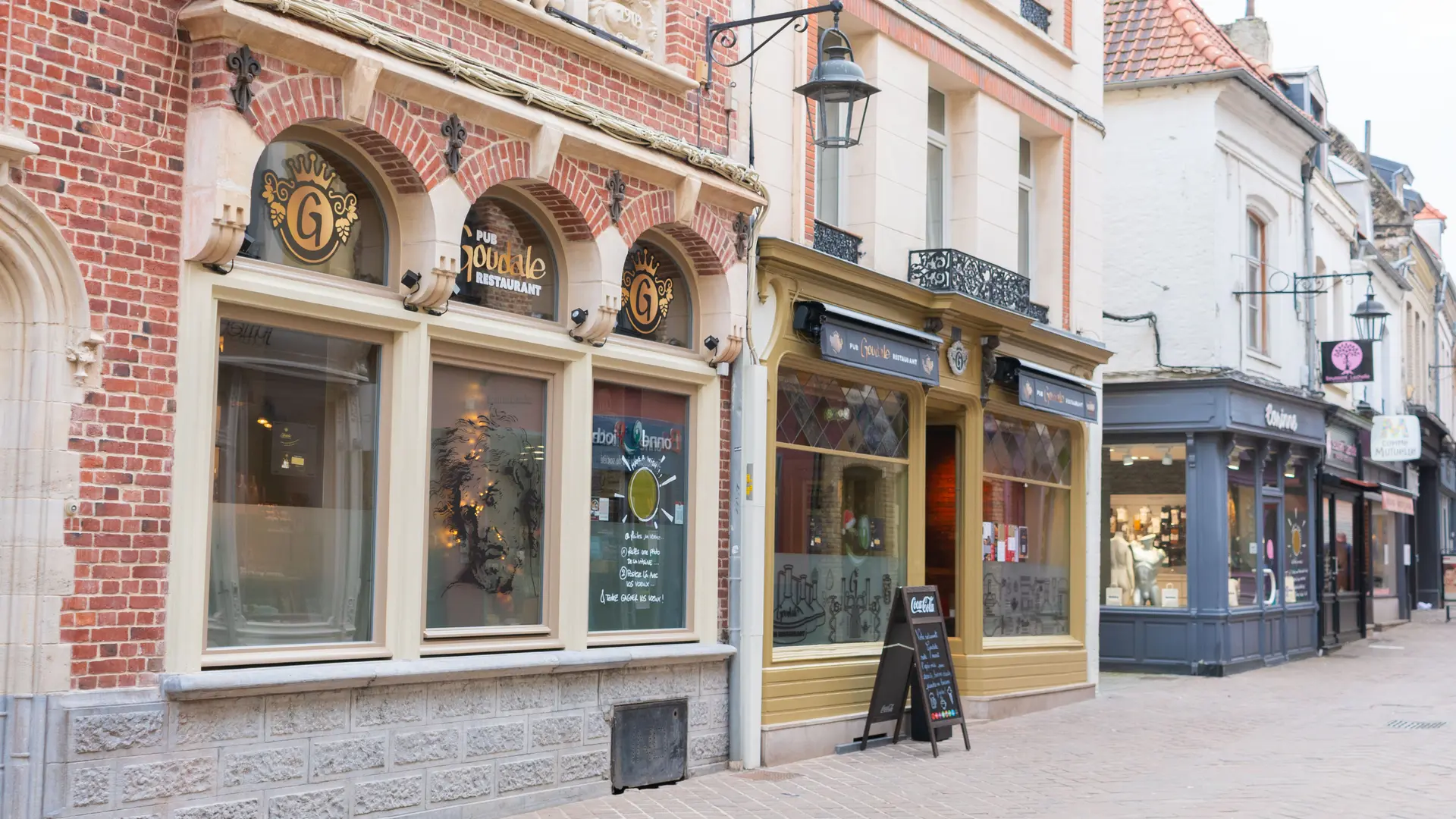 Extérieur du Pub Goudale à Saint-Omer