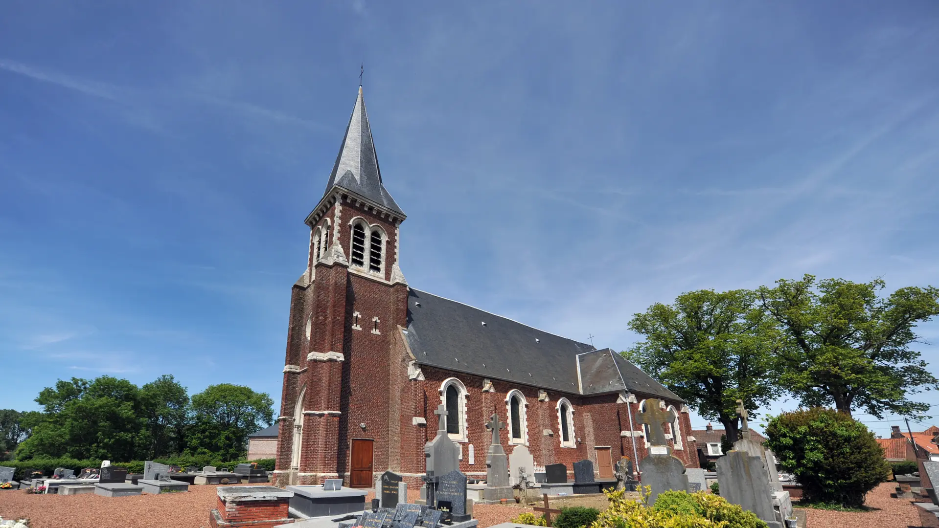Eglise Notre-Dame-de-l'Assomption 2010 QUIESTEDE © Photo Carl - Office de Tourisme de la Région de Saint-Omer (1)