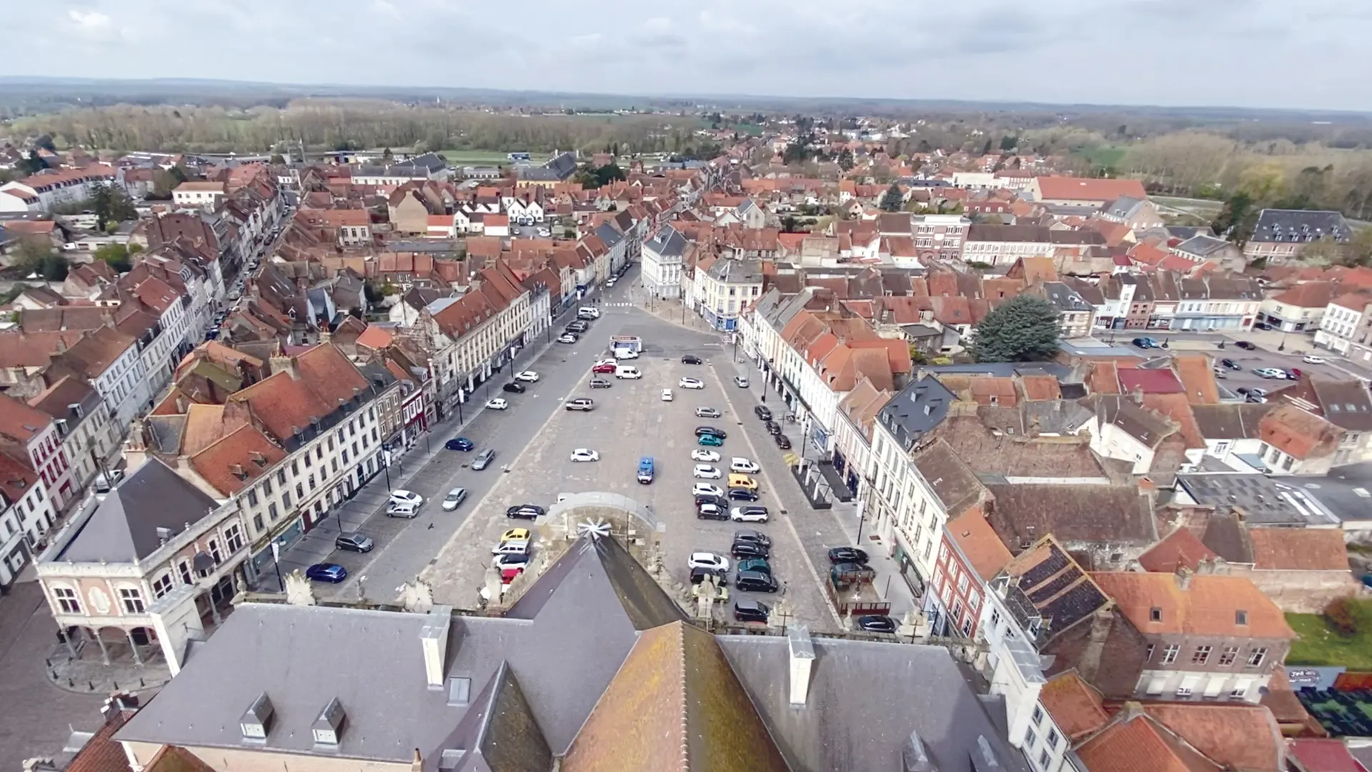 Grand Place 2018 AIRE-SUR-LA-LYS © PTourisme en Pays de Saint-Omer