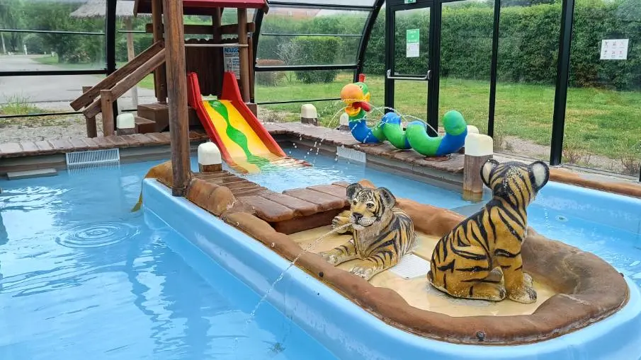 Espace enfants piscine