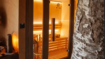 KENIA SAUNA