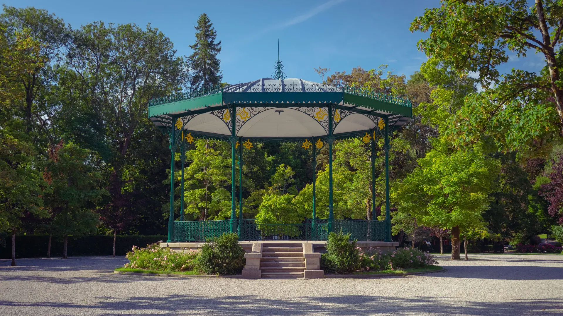 Kiosque jardin Public