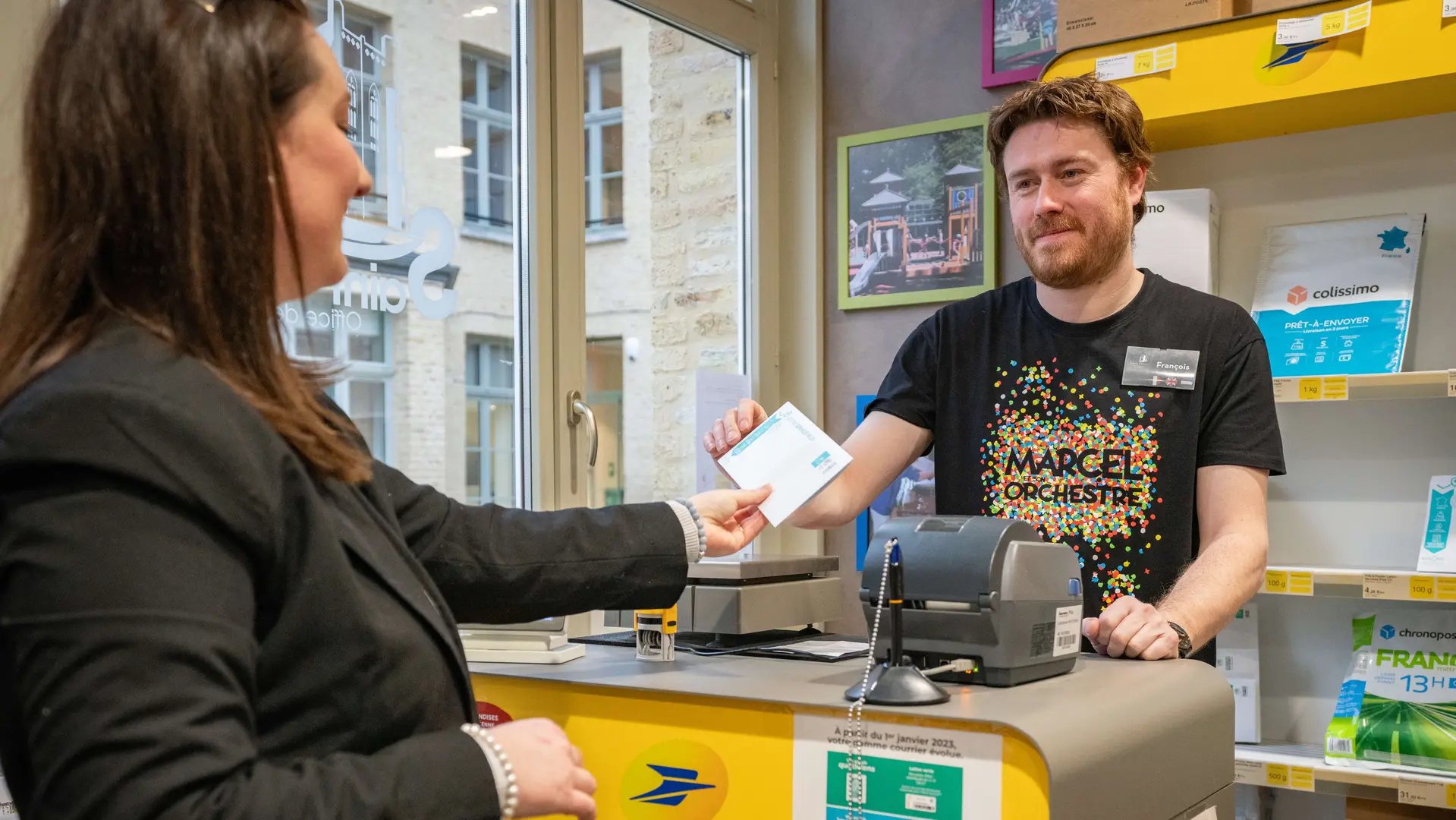 Point La Poste de l'Office de Tourisme de Saint-Omer 2024