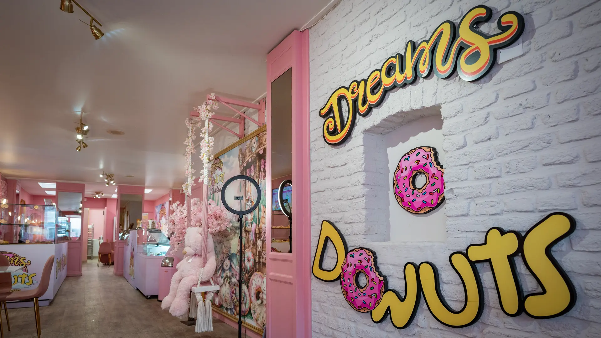 Dreams Donut's