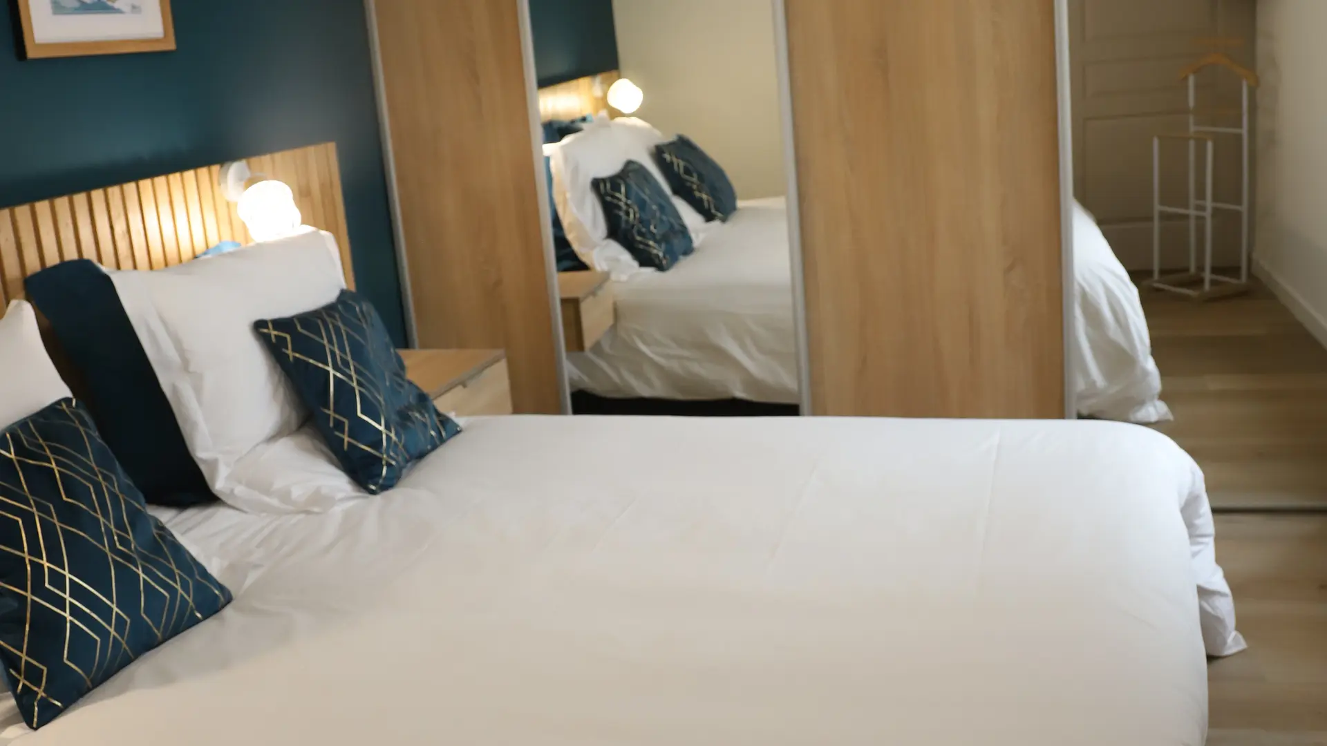 Gamaches_Gîte-Entre-Verre-et-Mer_Chambre-RDC@Mme-Godron_2024