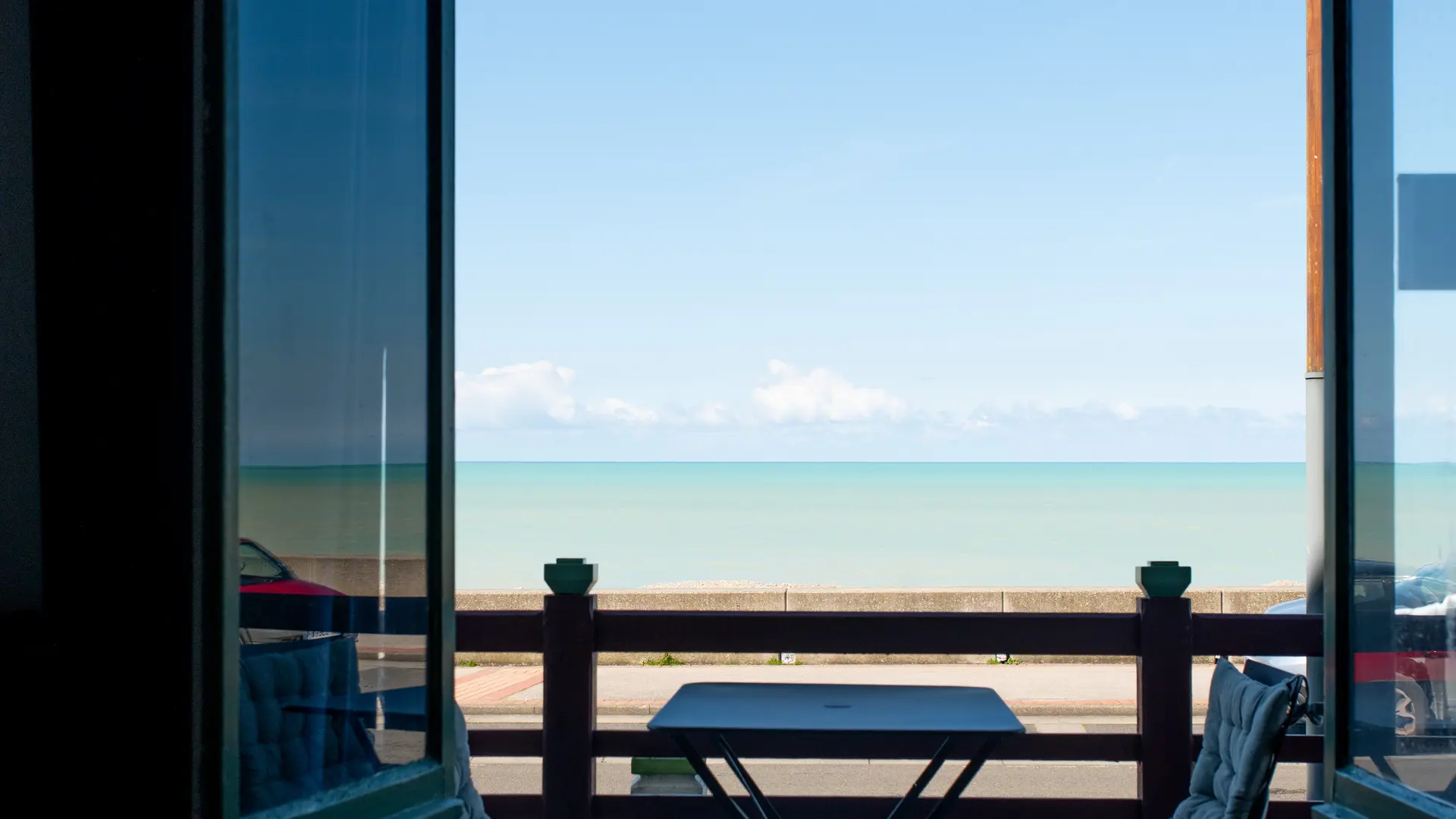 Terrasse et vue mer