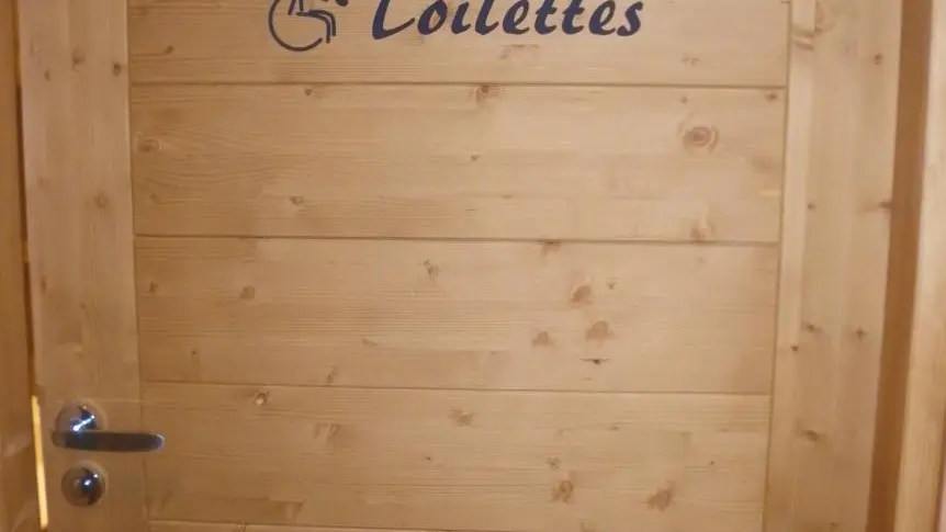 Acces toilettes