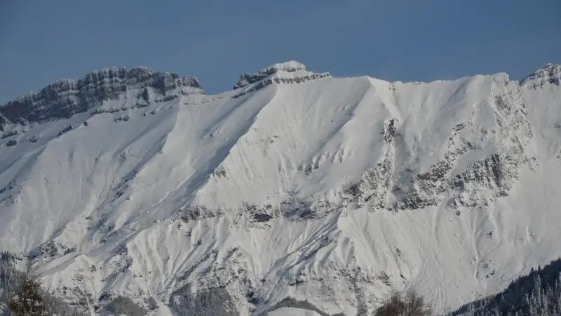 La Porte des Aravis depuis Notre Dame de Bellecombe