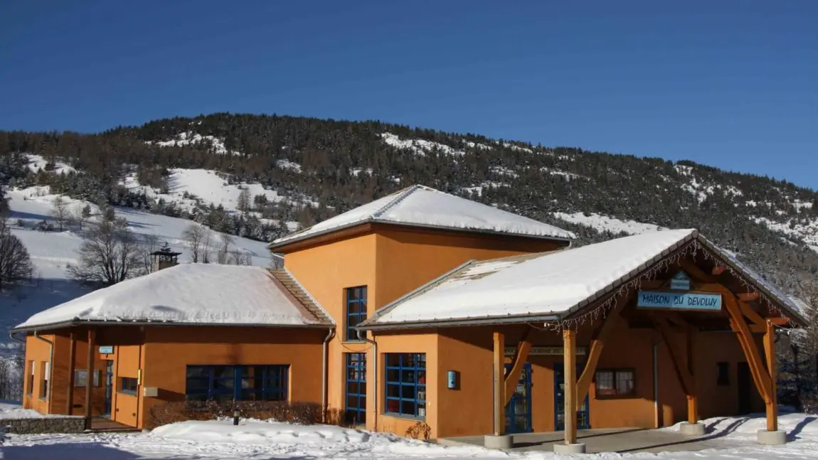 La Maison du Dévoluy sous la neige