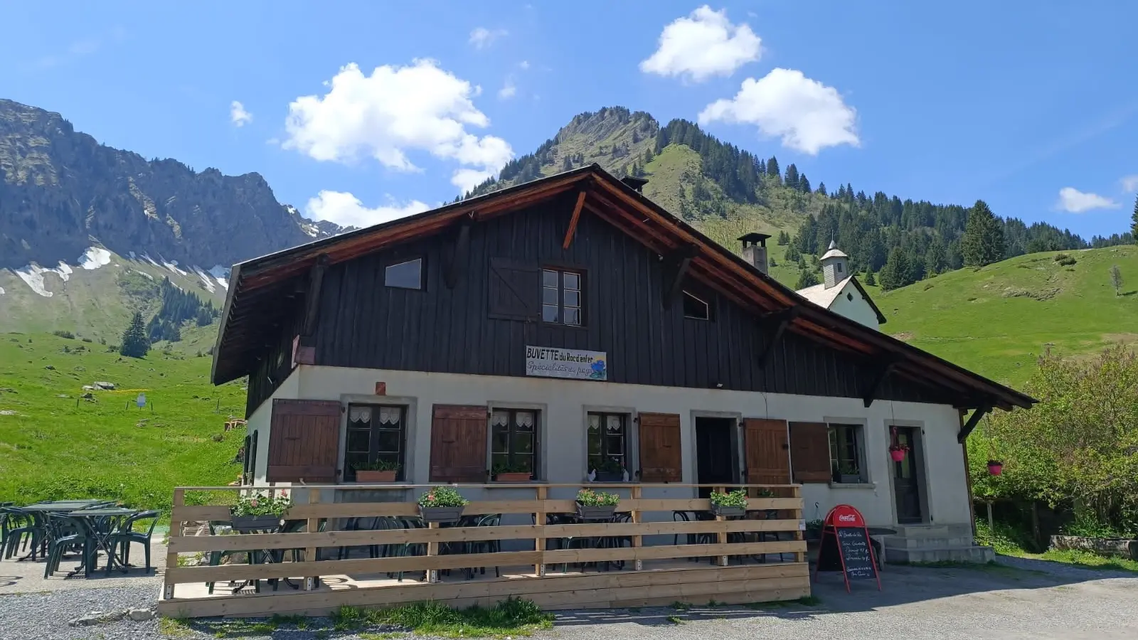 buvette et terrasse