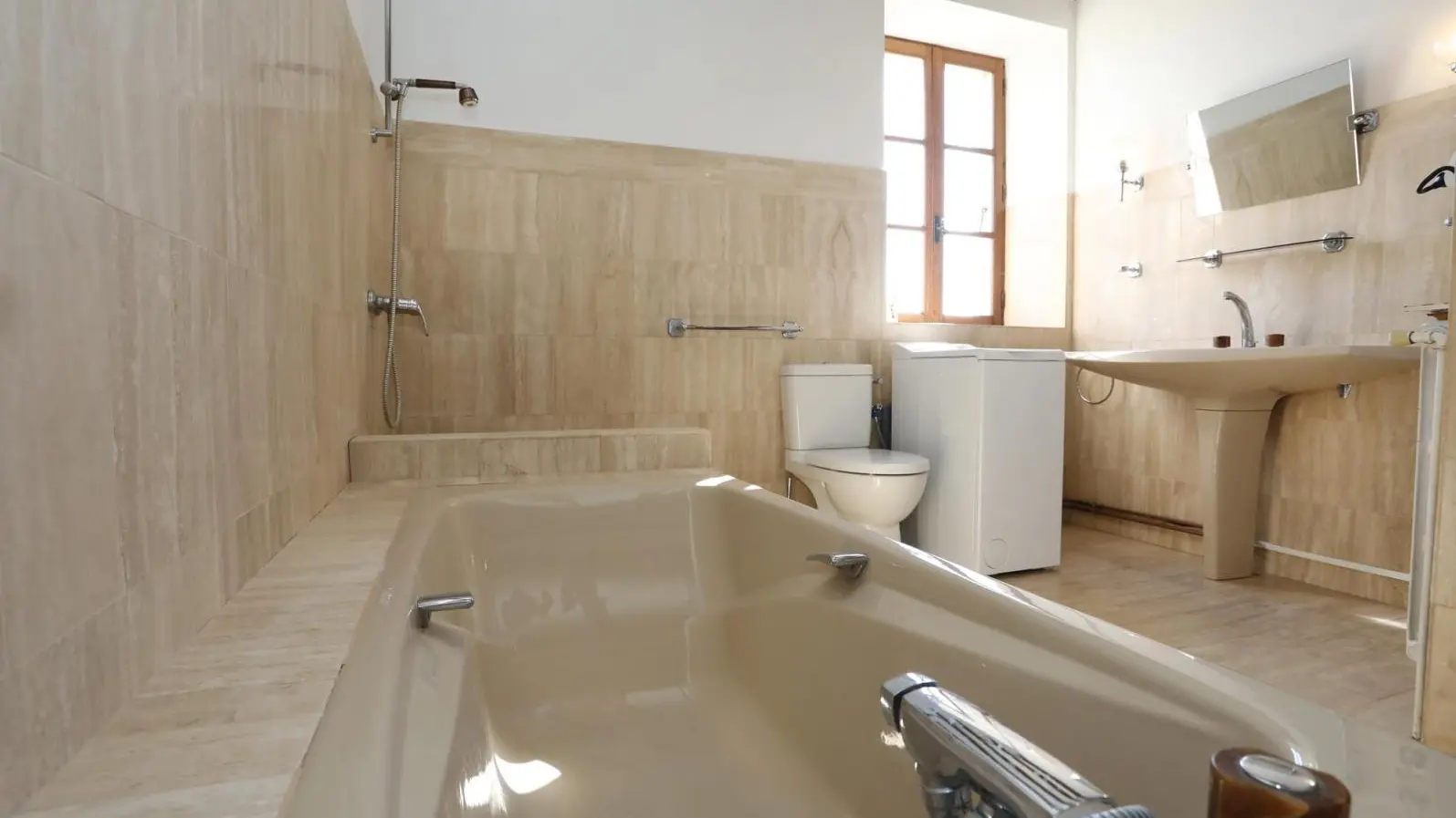 Salle de bain, douche, wc
