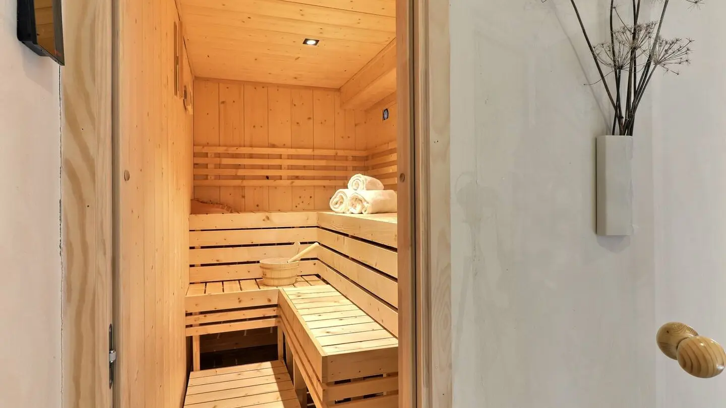 sauna