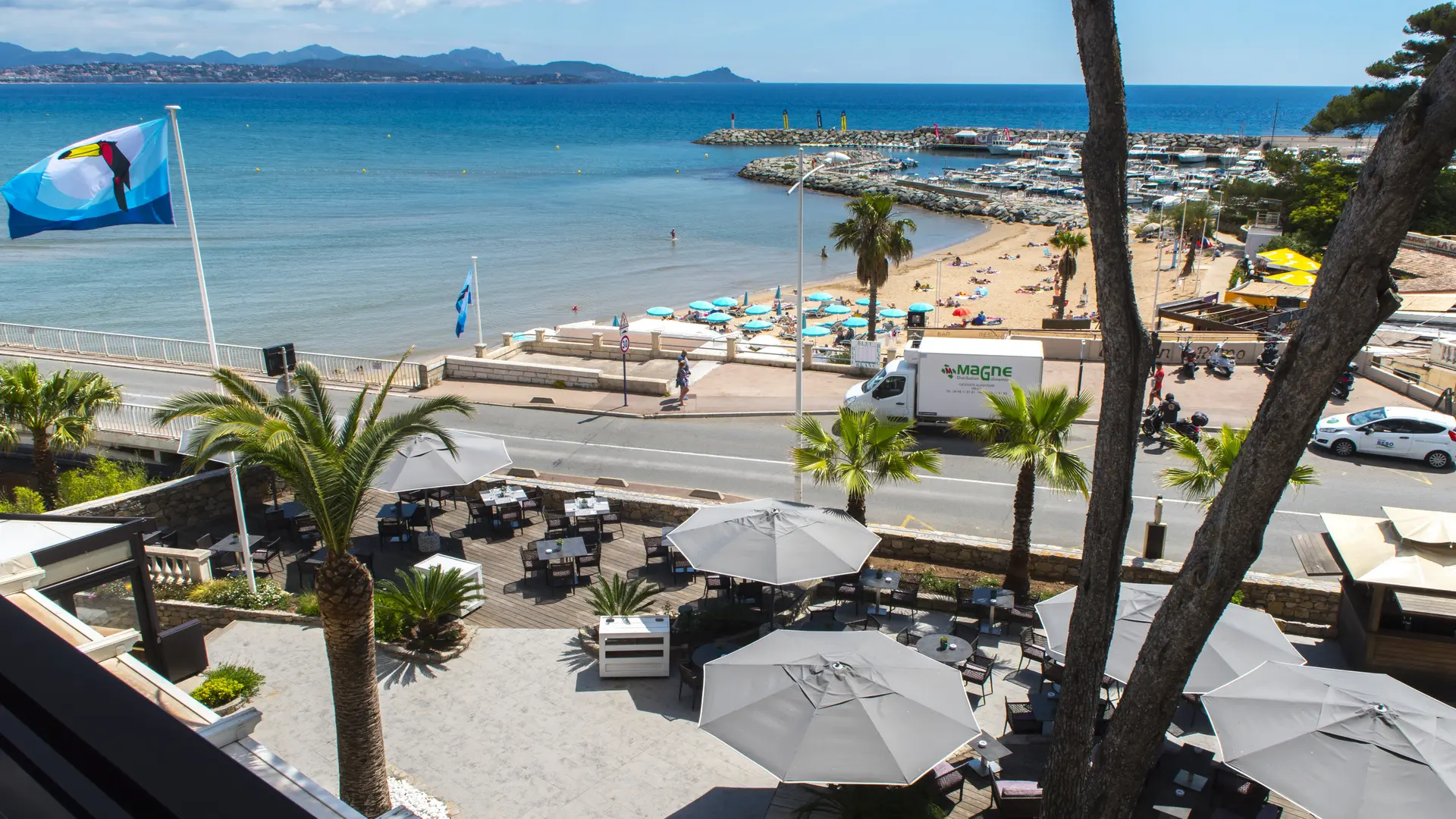 Vue mer depuis l'hôtel