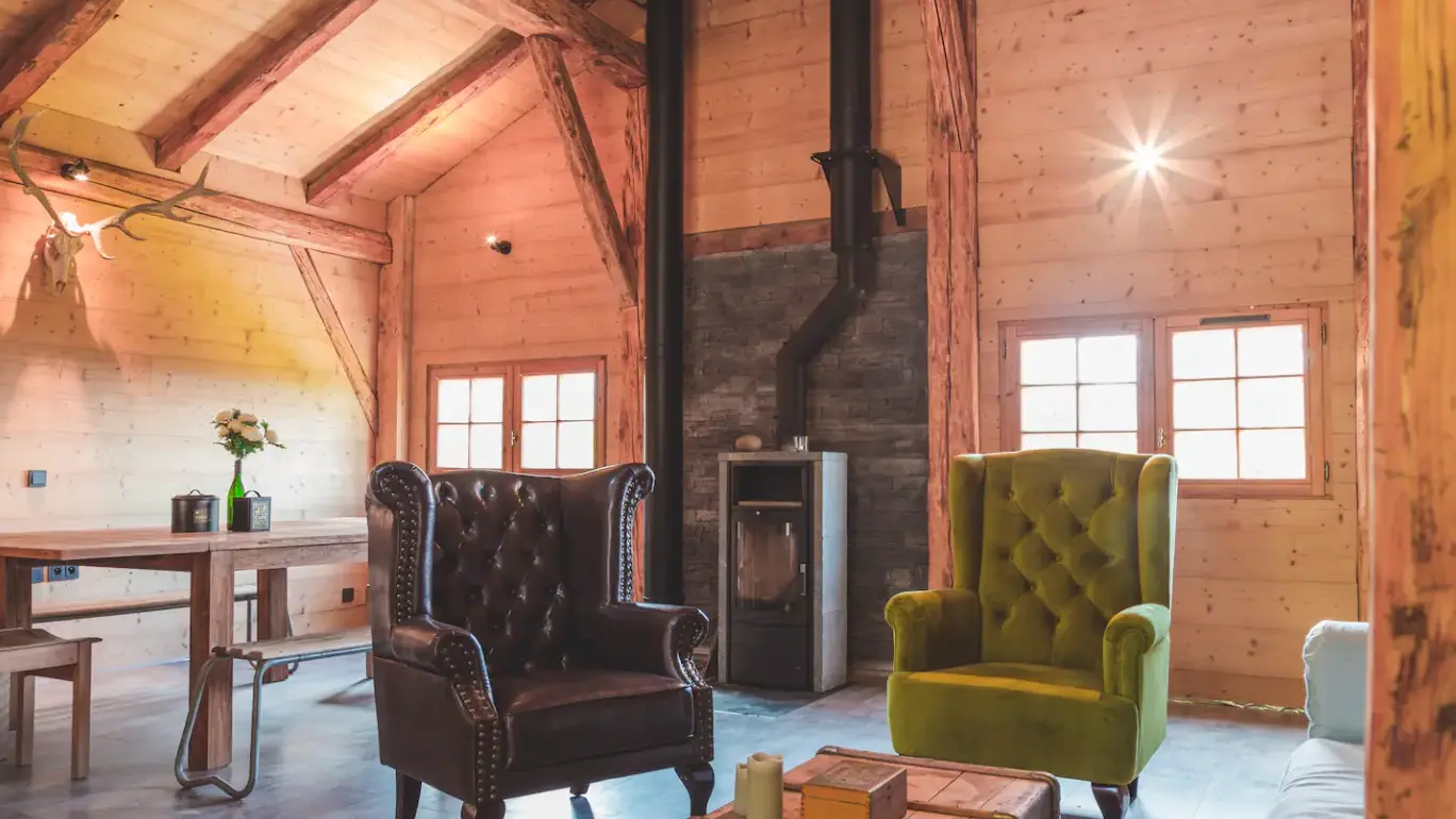 Photo of the living room of Chalet Mont Plaisir, a peaceful refuge in the mountain pastures of Samoëns, Haute Savoie, ideal starting point for hiking