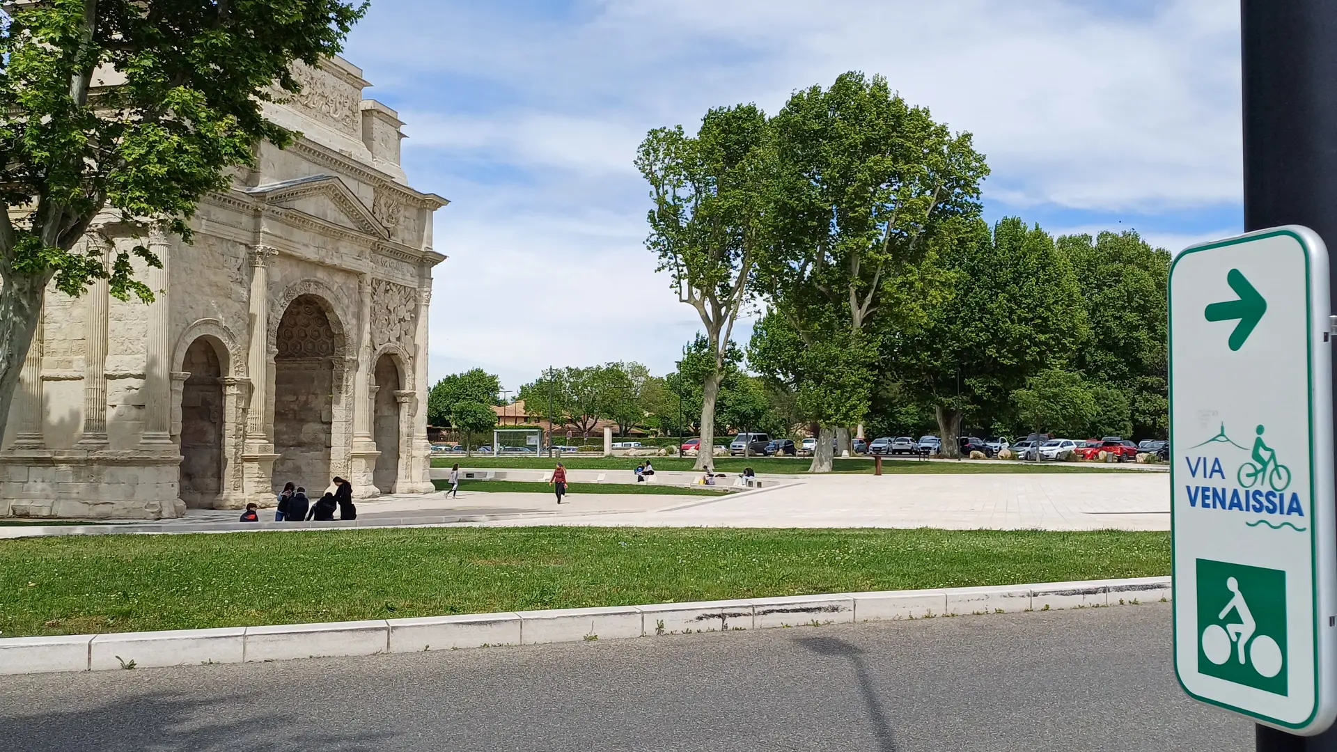 Arc de triomphe - Via Venaissia