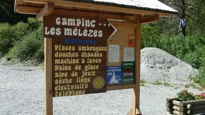 Intérieur camping en été