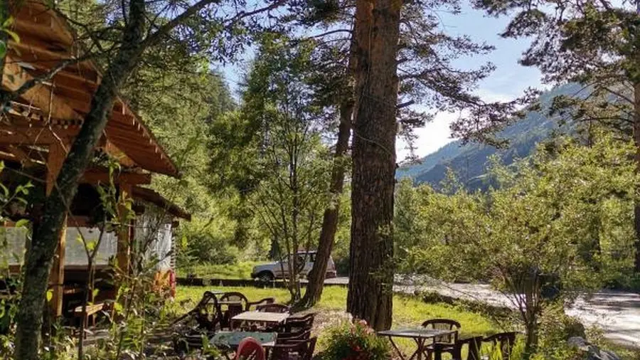 Intérieur camping en été