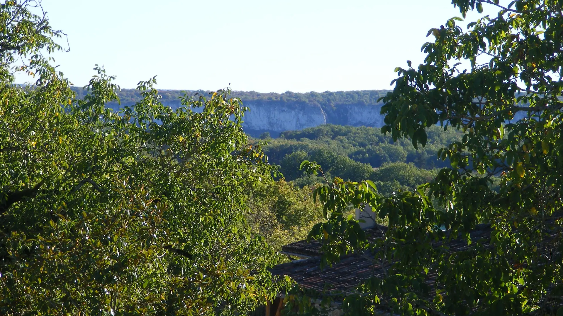 Les gorges de l'Aveyron à tout moment depuis les hauteurs de LOU PAPAGAI