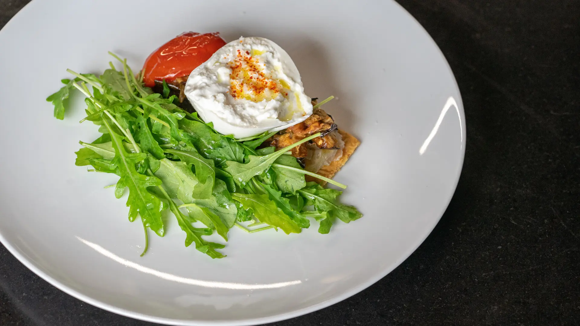 Restaurant Le Toî du Monde - Entrée Tarte fine de burrata