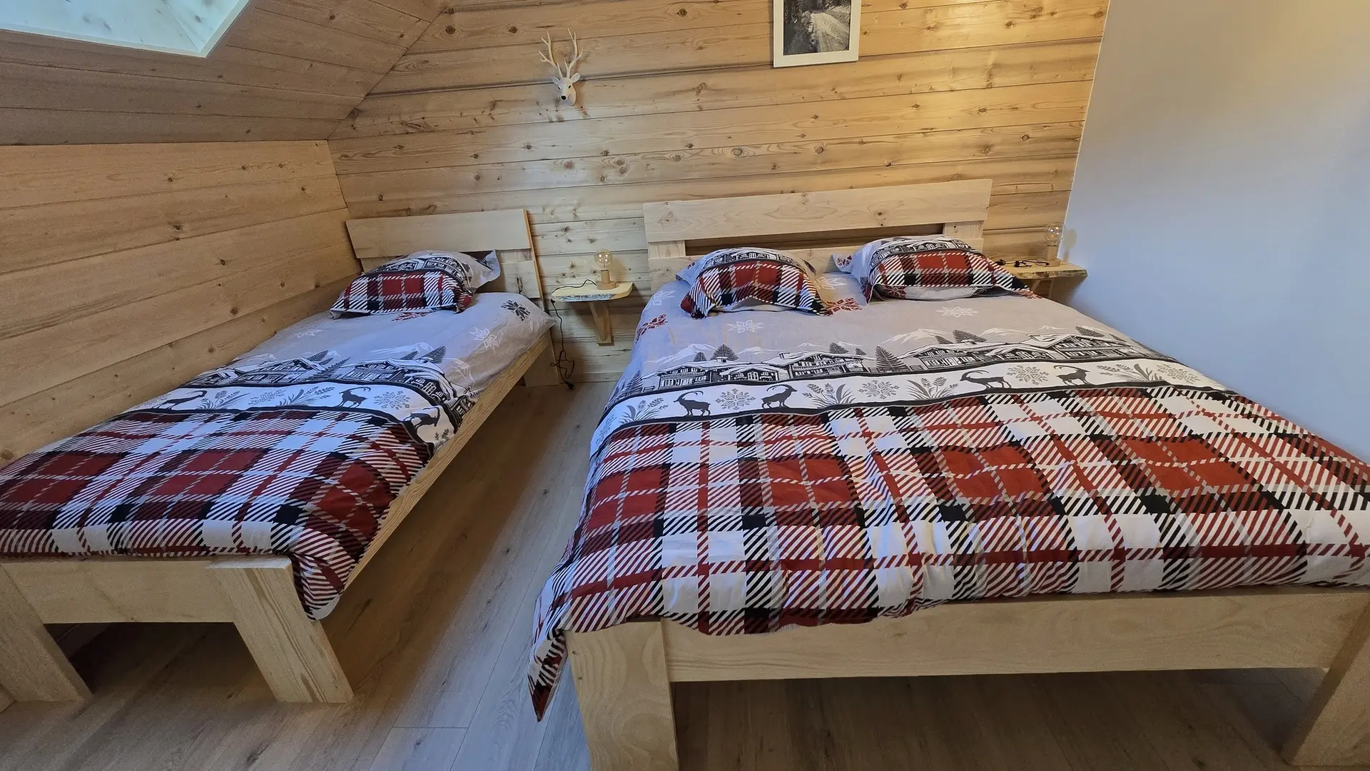 Chambre avec plusieurs couchages