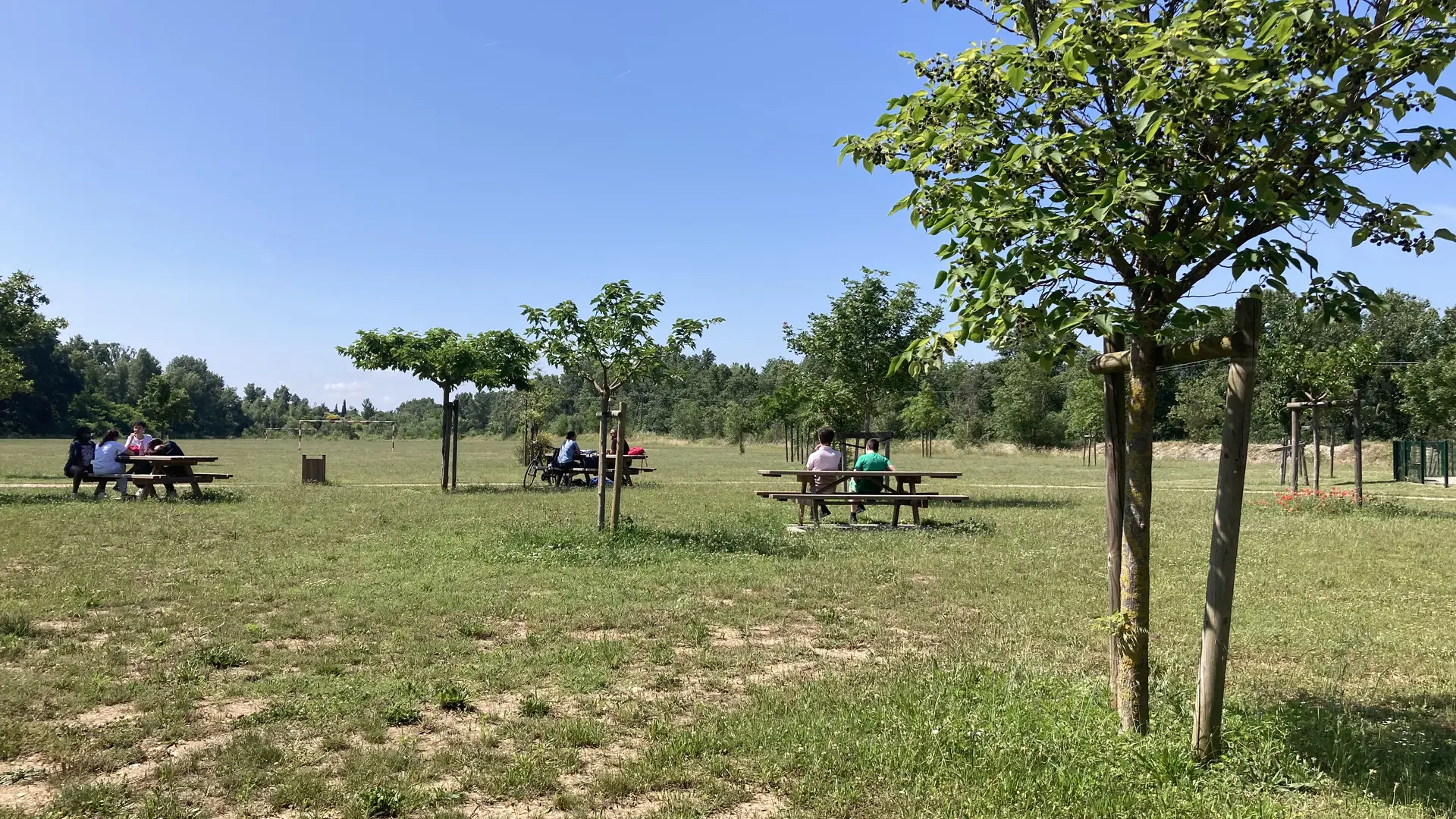 Base de loisirs au bord du Rhône Saint rambert d'Albon