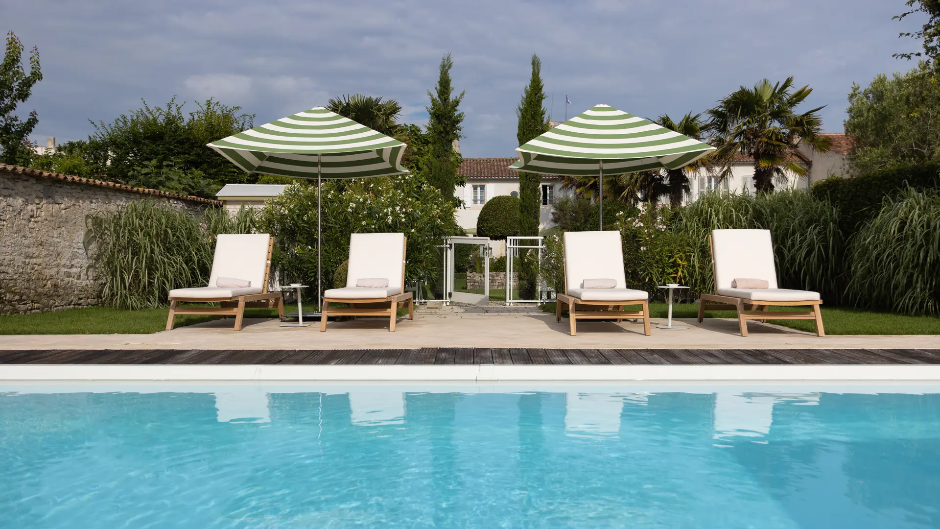 Piscina exterior climatizada