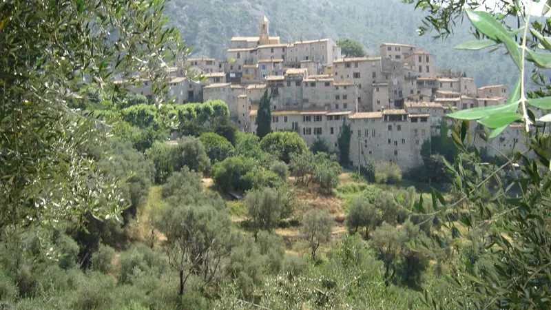 Gîte L'Abaguie-Le village-Peillon-Gîtes de France des Alpes-Maritimes