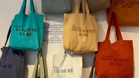 Tote bags