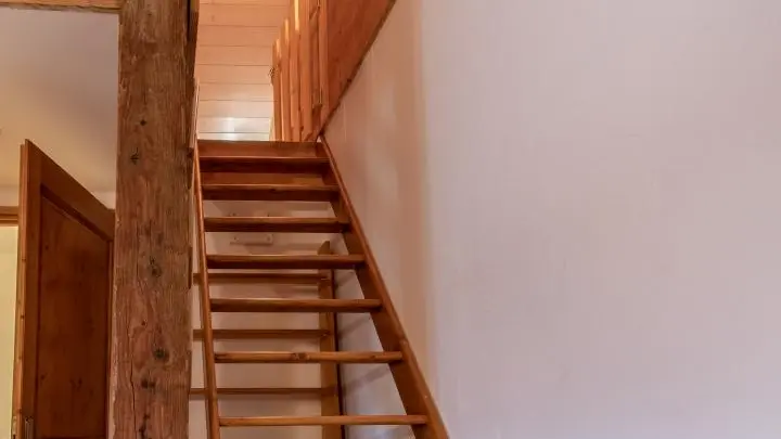 Accès mezzanine chambre