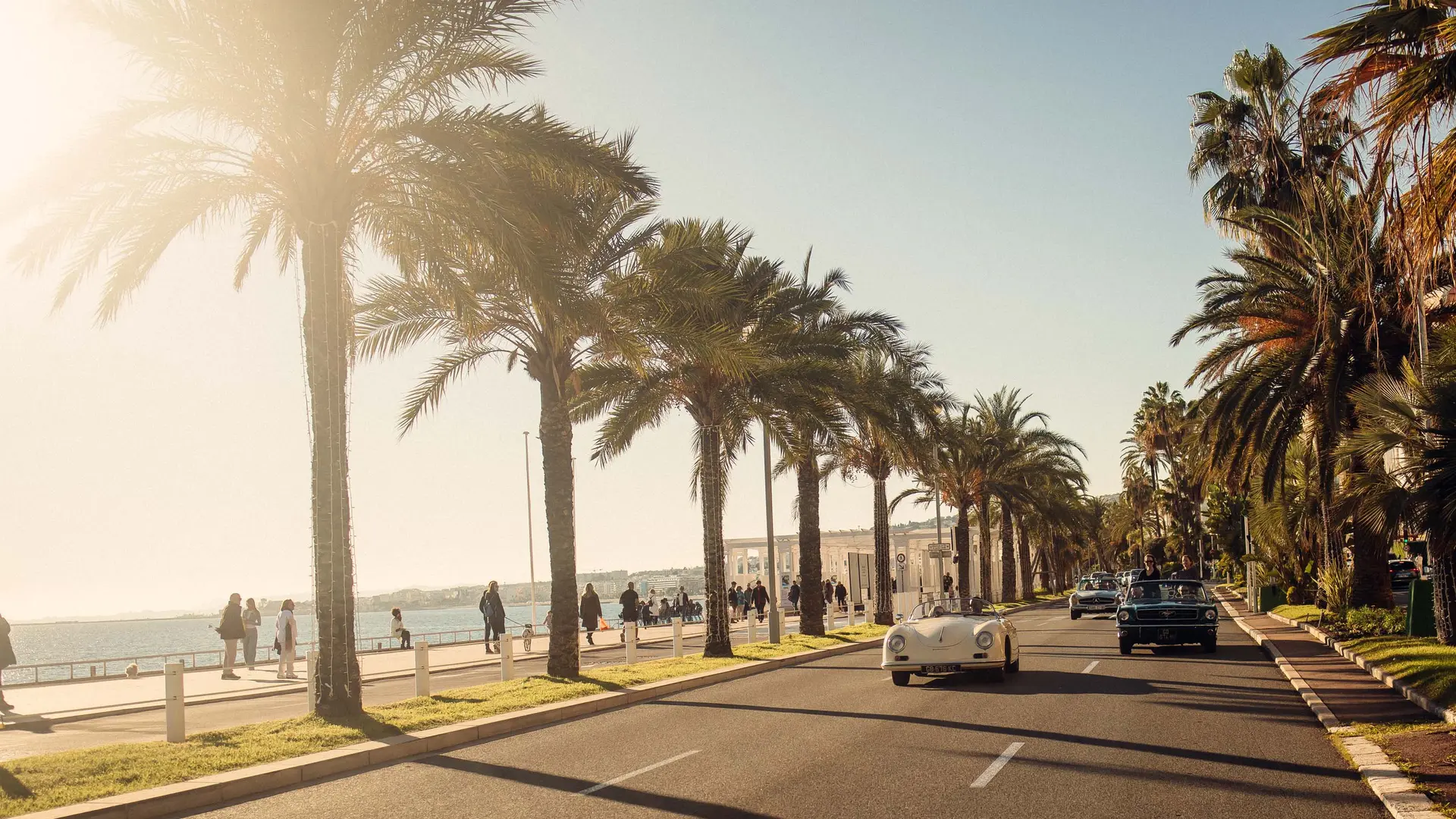 Vivez une expérience de conduite unique avec Sunset Ride