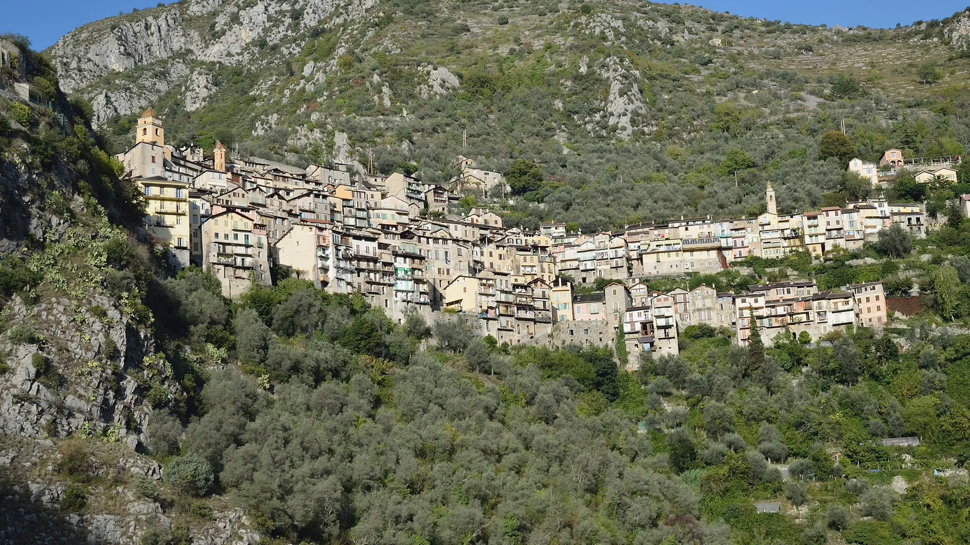 Saorge vue du pont du Commun