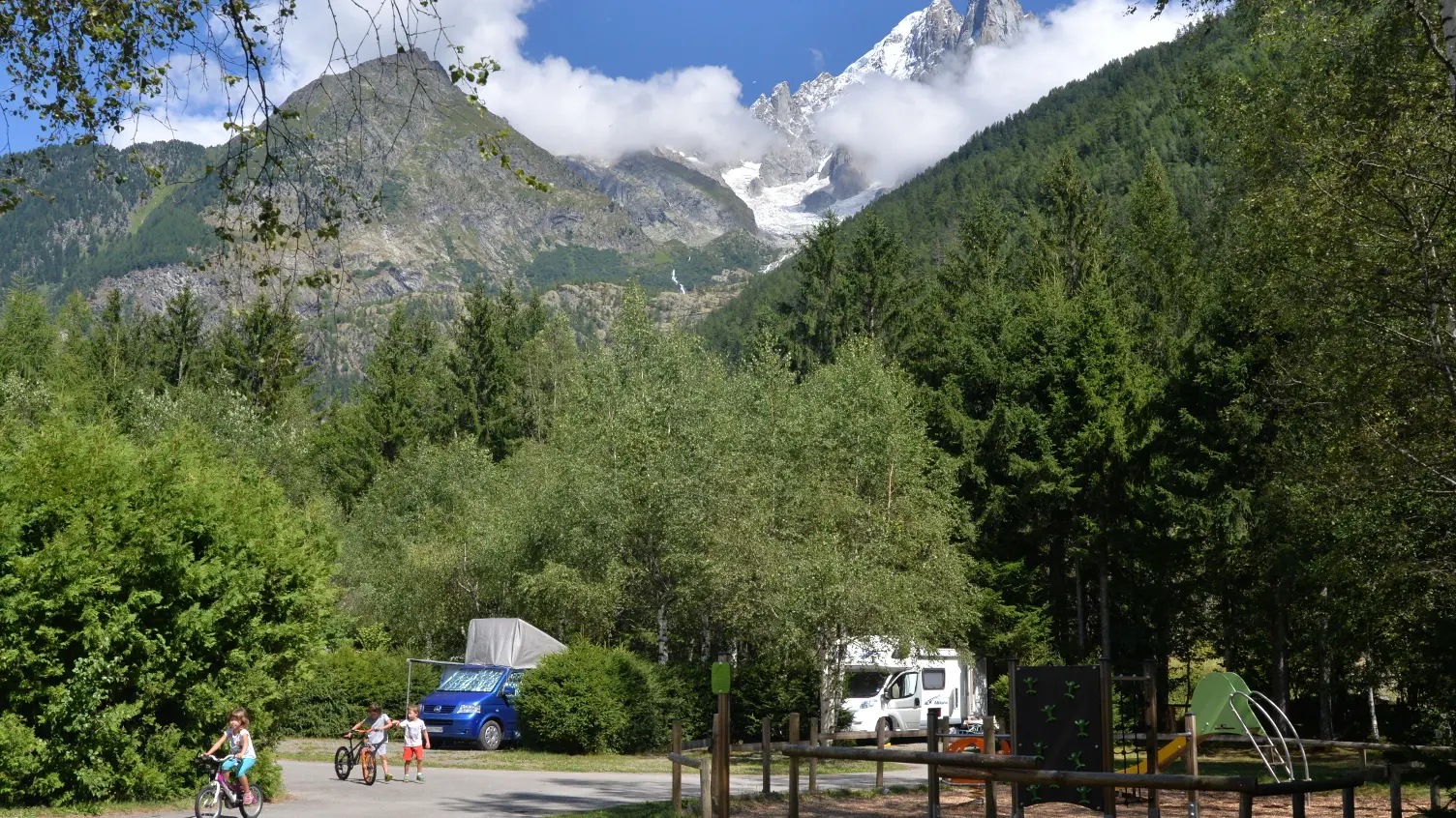 camping mer de glace 6