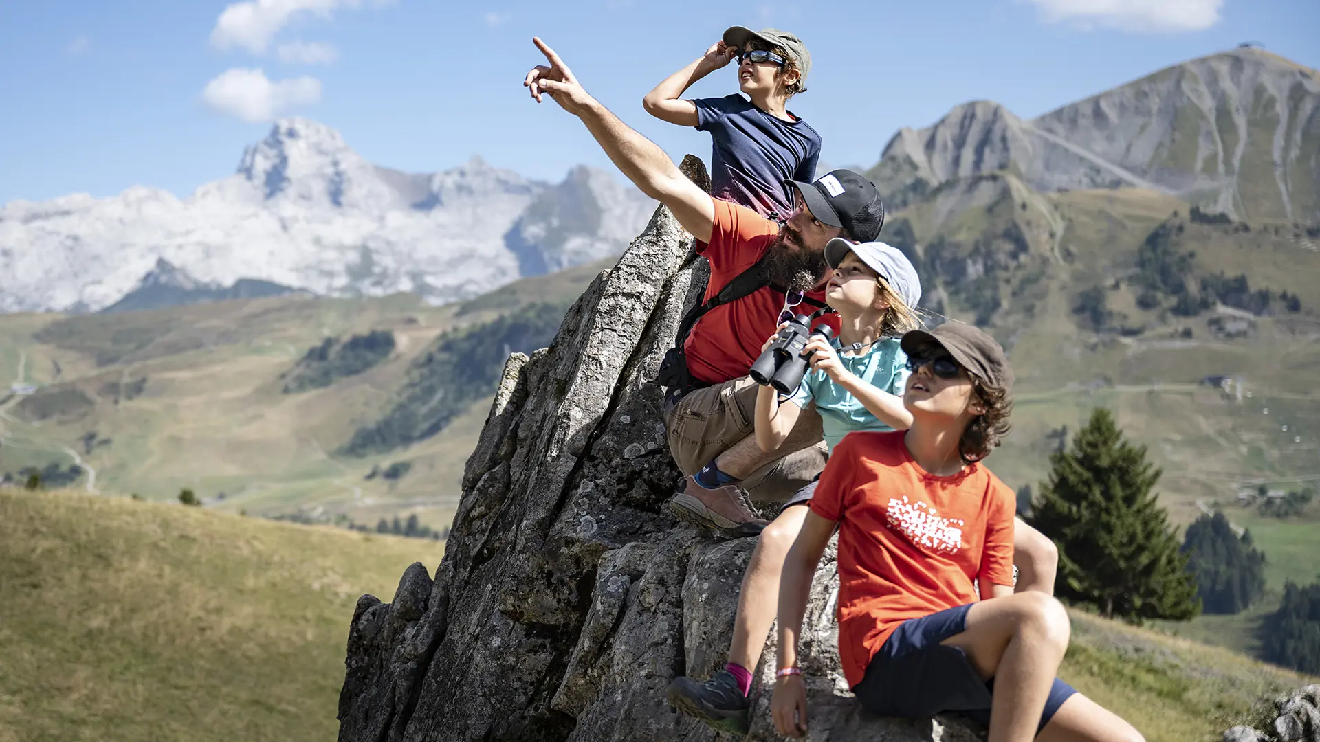randonnées en famille avec un guide au Grand-Bornand