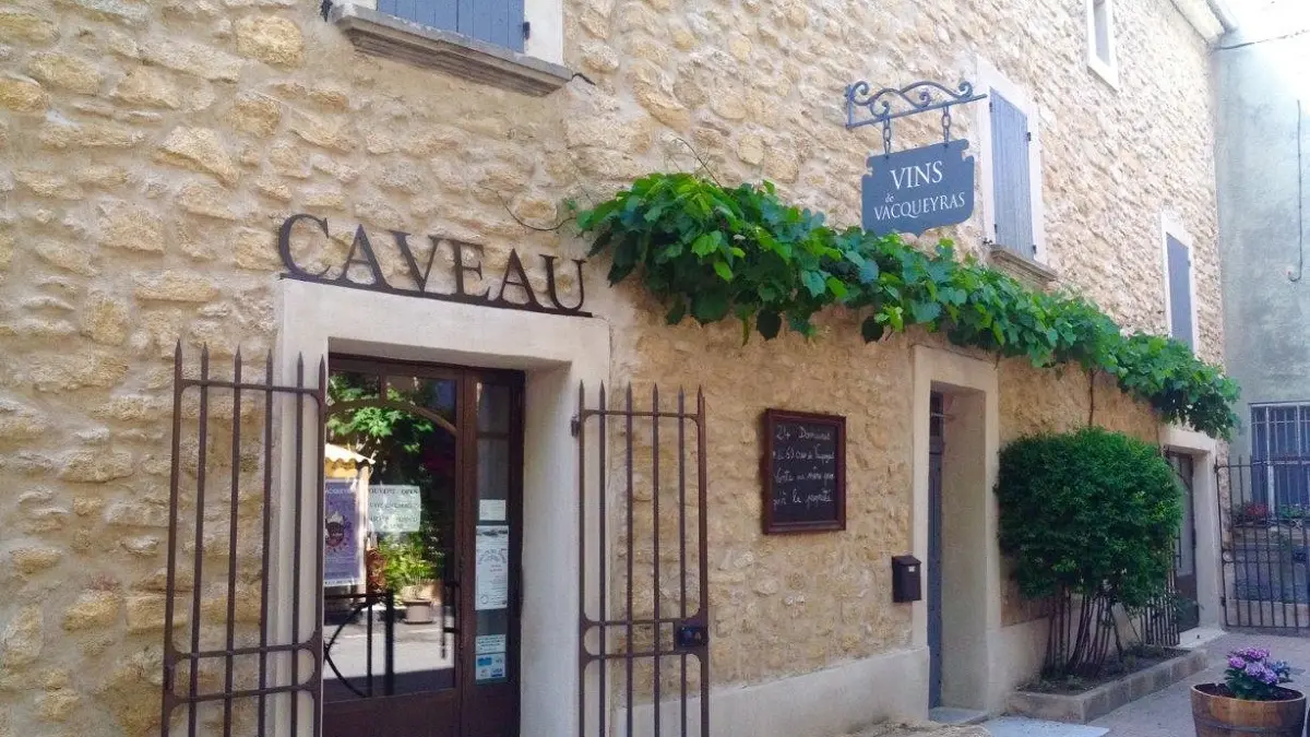 Caveau du Vacqueyras - extérieur