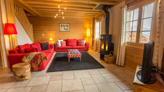 Chalet Kassy Morillon - Séjour très spacieux avec feu de bois pour des nuits douillettes