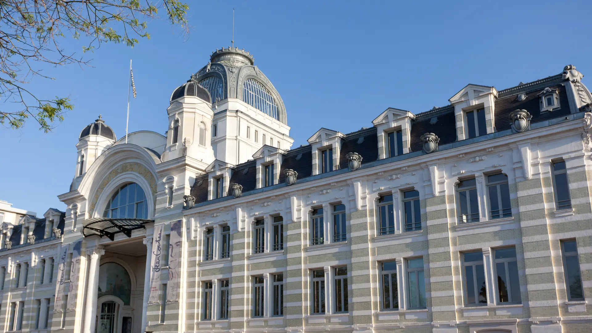 Palais Lumière