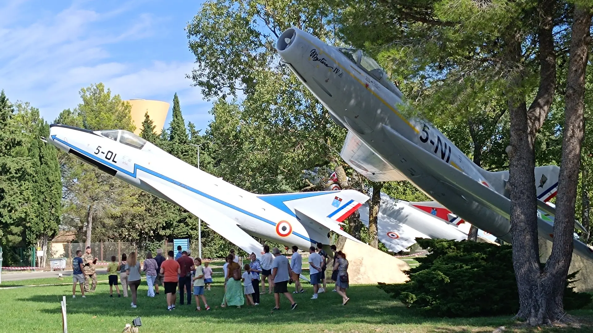 Musée de la B.A 115 : Espace Muséal Caritat_Orange