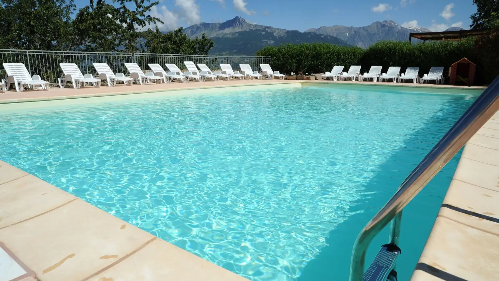 Camping La Palatrière - Le Sauze du Lac Serre-Ponçon