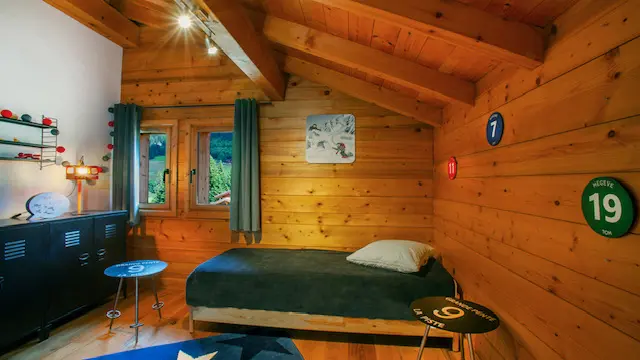 chambre lit simple