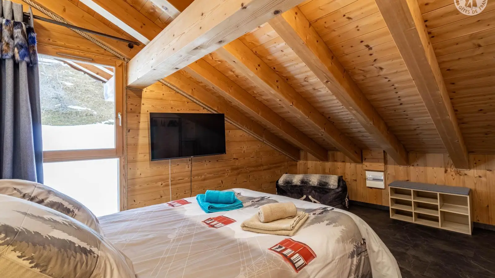 Chambre double avec télévision N° 3 niveau 2