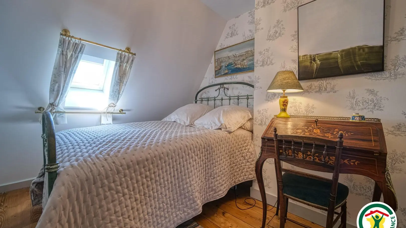 Chambre VERTE : lit 1x130