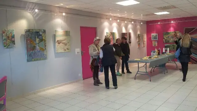 Photo d'un vernissage