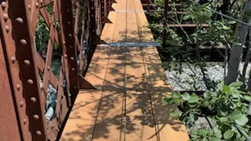 Circuit de l’ancienne distillerie par les passerelles