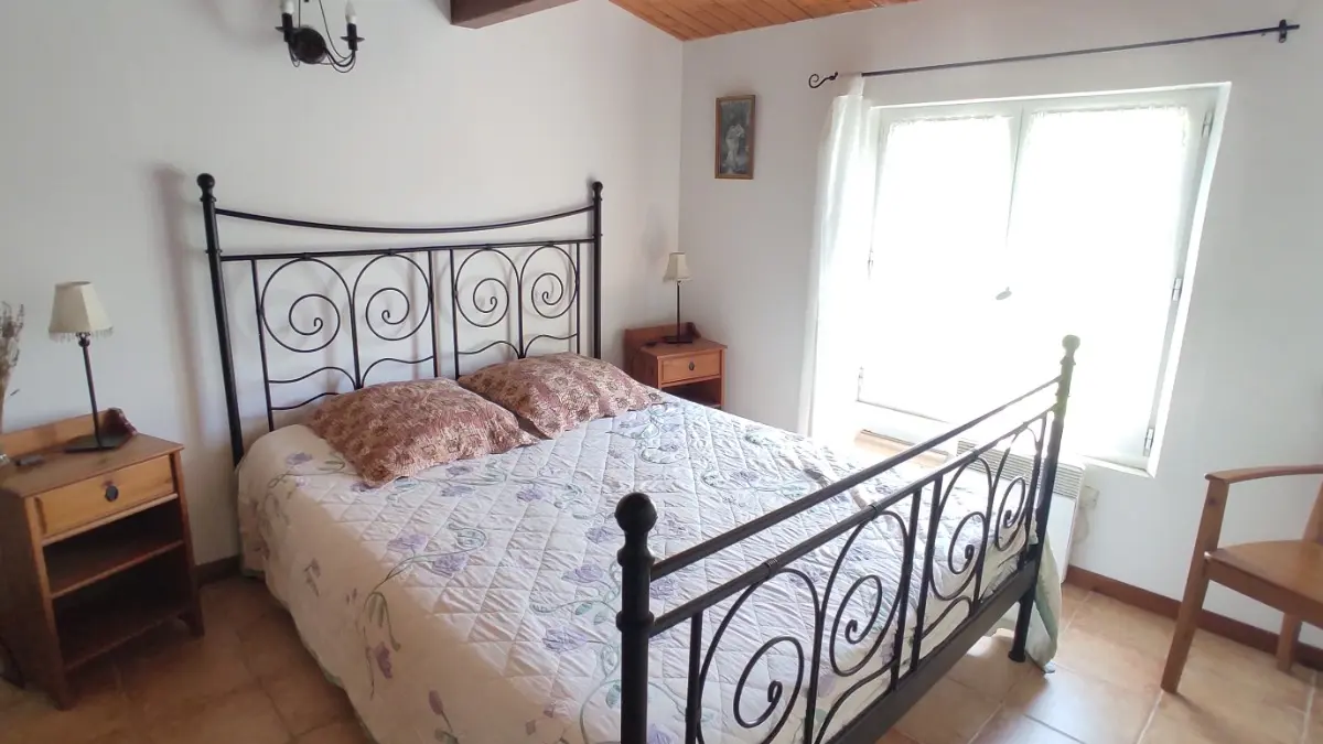 Domaine du Chêne Vert - Gîte La Bergerie - Chambre parentale