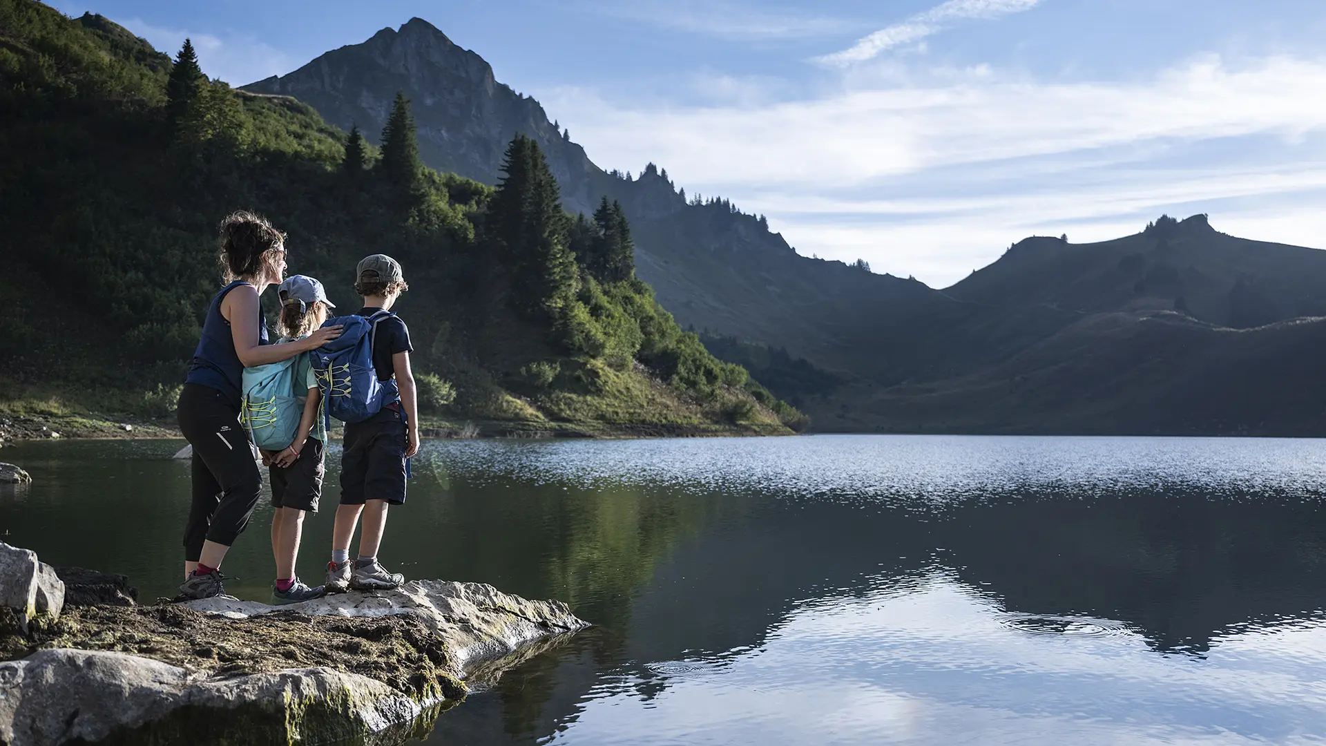 randonnées en famille avec un guide au Grand-Bornand