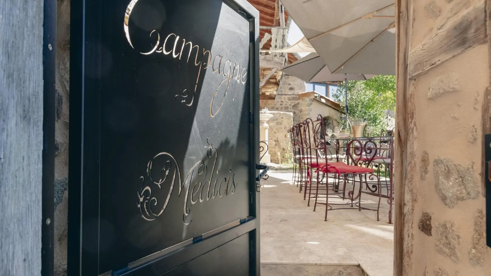 Entrée sur la terrasse